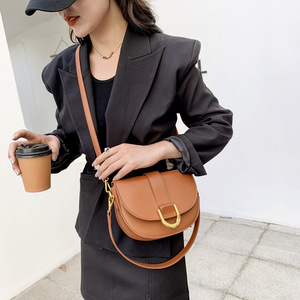 Moda Trendy bayanlar PU deri zincir Crossbody eyer çantası kadın şık çanta - Product Image 3