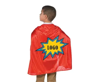 Tüm renk tek taraflı çocuklar süper kahraman pelerin ile özel logo baskı mevcut 27 inç uzunluk