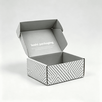 Petites boîtes d'expédition personnalisées en carton ondulé noir recyclable pour chaussures et vêtements, emballage personnalisé