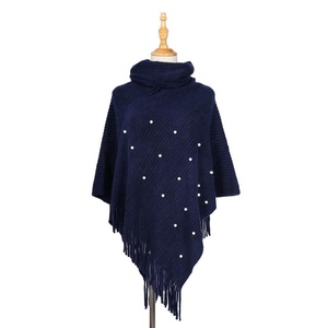 Offre Spéciale haute qualité épaissir mode dame voyageant chaud <span class=keywords><strong>Poncho</strong></span> châles couleur unie perle col haut plaine frange écharpe - Product Image 1