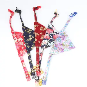 Schattige Bloemen Ontwerp Japan Hond Halsband Met Bandana Huisdier Halsband Voor Honden Sakura Martingale Hondenhalsband