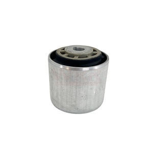 A2053332300บูชแขนควบคุม2053332300สำหรับรถเบนซ์ GLC300 C300 W213 W205ตัวยึดแบบพรีเมี่ยมทนทานช่วงล่างด้านหน้า - Product Image 1