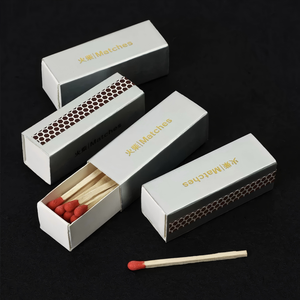 Caja <span class=keywords><strong>de</strong></span> <span class=keywords><strong>cerillas</strong></span> con logotipo personalizado <span class=keywords><strong>de</strong></span> lujo, características <span class=keywords><strong>de</strong></span> <span class=keywords><strong>cerillas</strong></span> <span class=keywords><strong>de</strong></span> seguridad, material <span class=keywords><strong>de</strong></span> <span class=keywords><strong>cera</strong></span> <span class=keywords><strong>de</strong></span> papel personalizado para ventas al por mayor para bodas, fiestas, <span class=keywords><strong>cerillas</strong></span> - Product Image 6