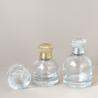 Bouteilles de parfum en verre élégantes et durables de 30ml/40ml/100ml, récipients de parfum durables, bouchon à vis pour boîte de diffuseur de crème de soin de la peau