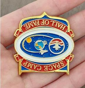 Ding Yi <span class=keywords><strong>Vograce</strong></span> personalizado lindo dibujos animados acrílico insignia transparente Pin insignia - Product Image 5