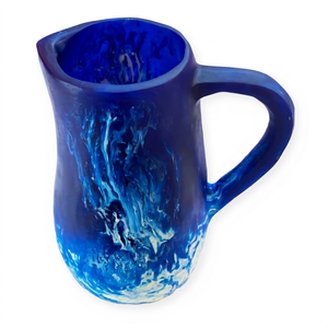 Carafe à eau en résine faite à la main avec poignée, écologique, non toxique, sans BPA, capacité 1,8 L, moderne, luxueuse, élégante, compatible micro-ondes, pour les fêtes - Product Image 1