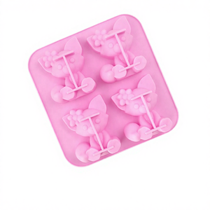 <span class=keywords><strong>Stampo</strong></span> in Silicone Monouso Xinguo XG-725 a 4 Cavità a Forma di <span class=keywords><strong>Orsetto</strong></span> Fragola, Nuovo Stile, per Sapone, Resina, Candele Fai-da-te e Pasticceria Domestica - Product Image 5