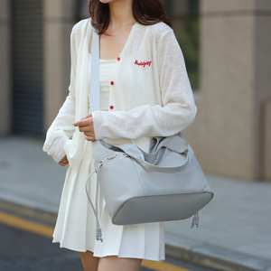 2025 New Korean Style Fashionable Large Capacity Women's PU <b>Tote</b> <b>Bag</b> Versatile Casual Crossbody/Saddle Shoulder <b>Bag</b> for - Product Image 5