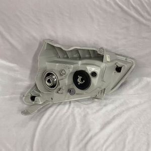 Phare Isuzu D-MAX 2012-2014 12V Neuf 6000K OE 8981253835 8981253825 - Product Image 2