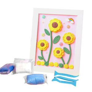 Kit de cadre photo DIY en argile à séchage à l'air pour l'artisanat des enfants, commande en gros, avec logo personnalisé, idéal pour les cadeaux d'anniversaire - Product Image 1