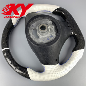 Volante Deportivo Personalizado de Fibra de Carbono Forjado para BMW E93 E91 E92 E60 E61 E62 E63 E64 X1 E87 E82 M3 330i 330d 335i 318i - Product Image 3