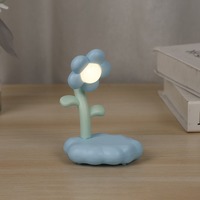 Lampe de table LED moderne en plastique en forme de fleur, veilleuse avec télécommande, projection blanc chaud, cadeau pour enfants, alimentation par prise secteur ou piles