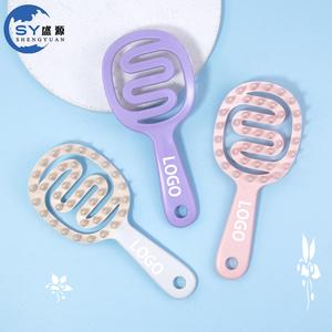 Champú <span class=keywords><strong>de</strong></span> Plástico con Diseño Ventilado <span class=keywords><strong>de</strong></span> Mango Largo y Estilo Sencillo para Masaje del <span class=keywords><strong>Cuero</strong></span> <span class=keywords><strong>Cabelludo</strong></span> Femenino, Limpieza Doméstica <span class=keywords><strong>de</strong></span> Doble Uso en Seco y Húmedo - Product Image 1