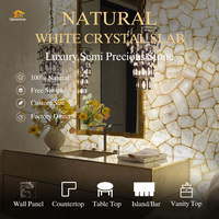 Fournisseur de panneaux en quartz cristallin blanc translucide, en dalles de pierres semi-précieuses rétroéclairées pour murs décoratifs de salles de bain d'hôtel