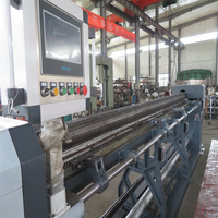 Machine CNC Dingzhou pour la fabrication de grillage hexagonal inversé pour grillage à poulets