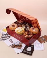 Emballage pour croissants et biscuits en matériaux recyclés, boîte à pâtisserie avec gaufrage, auto-érectrice, protection, livraison express