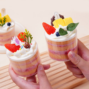 Modelo de postre simulado de pastel Marie en vaso de virutas, para escaparate de pastelería, simulando pastel de crema y vaso de pudín - Product Image 4