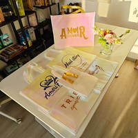 Sac fourre-tout réutilisable en non-tissé irisé rose holographique métallisé brillant avec logo personnalisé, sac de shopping non-tissé avec logo