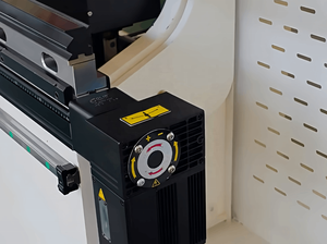 Prensa Plegadora Hidráulica CNC Sincronizada de Alta Resistencia con Herramientas de Engranajes Duraderas, Máquina Industrial <span class=keywords><strong>para</strong></span> Procesamiento de Placas de Acero Inoxidable - Product Image 3