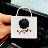 Diffuseur de parfum pour voiture en plastique solide de luxe, avec clip de ventilation, ornement décoratif, avec huile essentielle