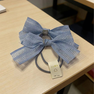 Accessoire pour cheveux d'enfant à nœud rayé ajouré, élastique simple, corde à cheveux, coiffe de princesse simple style coréen pour bébé - Product Image 3