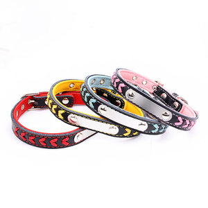 Collar acolchado de cuero suave y transpirable para cachorros, ajustable, hebilla de aleación, resistente al agua, clásico, para mascotas - Product Image 4