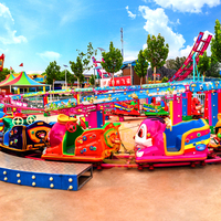 Manège moderne en forme de navette spatiale à faible MOQ pour centre de divertissement familial et aire de jeux intérieure