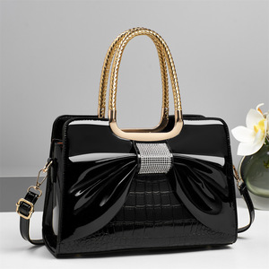 An Ru Shi Bow Design Tote <b>Bag</b> Red Patent Leather <b>Crossbody</b> Handbag Middle Size Everyday Outfits Summer 2025 - Product Image 4
