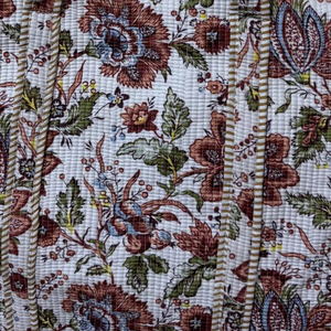 Sac fourre-tout en coton matelassé brodé floral, fait main, style bohème, imprimé à blocs, motif floral vert, sac de marché à bandoulière pour la vente en gros - Product Image 3