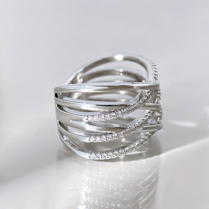 Anillos <span class=keywords><strong>de</strong></span> Plata <span class=keywords><strong>de</strong></span> Ley 925 Rosa, Hipoalergénicos e Impermeables, con Línea <span class=keywords><strong>de</strong></span> Contraste Personalizada, <span class=keywords><strong>Precio</strong></span> al por Mayor <span class=keywords><strong>de</strong></span> Fábrica Foxi - Product Image 4