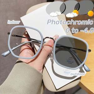 Vente en gros de lunettes de myopie polygonales à grand cadre personnalisées avec logo, anti-lumière bleue, photochromiques, pour femmes - Product Image 2