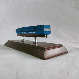 Tùy Biến Sâu Chất Lượng Cao Tùy Chỉnh Hai Mặt Tiêm Đúc Nhựa <span class=keywords><strong>Container</strong></span> Tàu Mô Hình Cao Cấp Máy Tính Để Bàn Trang Trí - Product Image 4