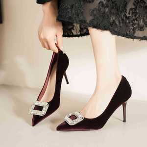 6681N-172 Escarpins en velours pour femme, bout pointu, talon aiguille, boucle en cristal, chaussures habillées noires à enfiler, talons hauts - Product Image 4