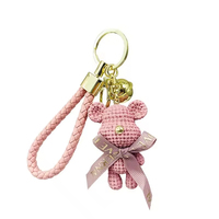 Porte-clés en résine ours mignon avec nœud papillon, pendentif de sac exquis pour filles, breloque de sac à dos, accessoire de poupée, cadeau prêt à offrir