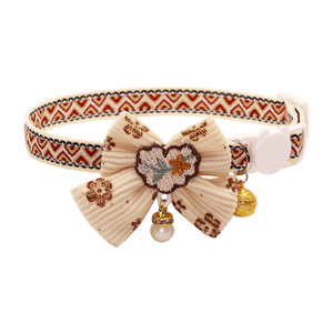 Lindo <span class=keywords><strong>Collar</strong></span> para mascotas, hebilla de seguridad, <span class=keywords><strong>collar</strong></span> de pajarita marrón transfronterizo, cuentas colgantes, <span class=keywords><strong>collar</strong></span> de gato de poliéster de dibujos animados de encaje - Product Image 4