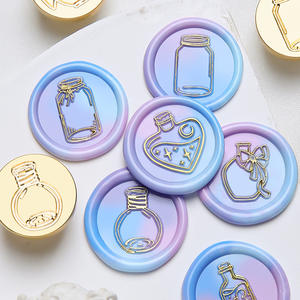 Tête de sceau à la cire de 2,5 cm en laiton massif gravé pour la décoration, série bouteille vide - Product Image 5