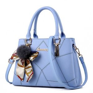 2025 New Luxury Handbags Shoulder Custom Logo Simple Large <b>Light</b> Casual Tote Waterproof Zipper Handbag With <b>Pendant</b> - Product Image 5