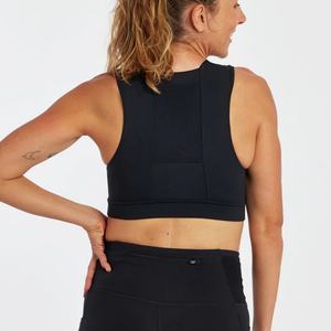Soutien-gorge de sport push-up à bretelles fines, dos croisé, fermeture avant, style racerback, avec coussinets rembourrés discrets, idéal comme haut de maillot de bain. - Product Image 4