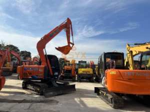 Offre Spéciale UE : Mini-Excavatrice sur Chenilles ZX70 d'Origine Japonaise, 7 Tonnes, d'Occasion, Idéale pour la Construction et l'Aménagement Paysager - Product Image 3