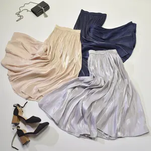 Pearlescent glossy silk smooth pleated skirt for women with high waistsuper hot skirt new summer 2023