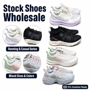 Lot de chaussures d'entraînement en stock excedentaire pour enfants, modèles variés - Product Image 1