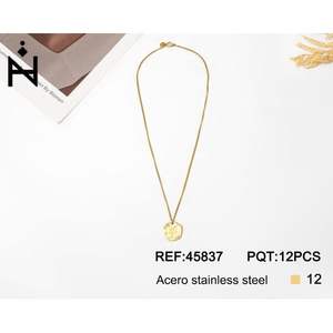 Collar con colgante de letra Y de acero inoxidable, 1,9 cm, de una sola cara, tono dorado, joyería de moda para mujer - Product Image 3