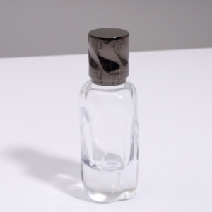 Botella <span class=keywords><strong>de</strong></span> Perfume <span class=keywords><strong>de</strong></span> Vidrio Grueso <span class=keywords><strong>de</strong></span> Diseño Ergonómico <span class=keywords><strong>de</strong></span> 30 ml con Tapa <span class=keywords><strong>de</strong></span> Zamac y <span class=keywords><strong>Atomizador</strong></span> Presurizado <span class=keywords><strong>de</strong></span> 0.13 cc - Product Image 2
