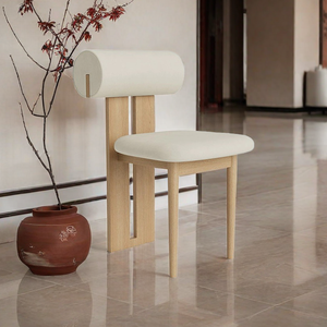 Chaise de salle à manger en bois massif de style nordique moderne avec dossier souple au design artistique minimaliste pour la maison, le <span class=keywords><strong>bureau</strong></span>, les hôtels et les maisons L026 - Product Image 1