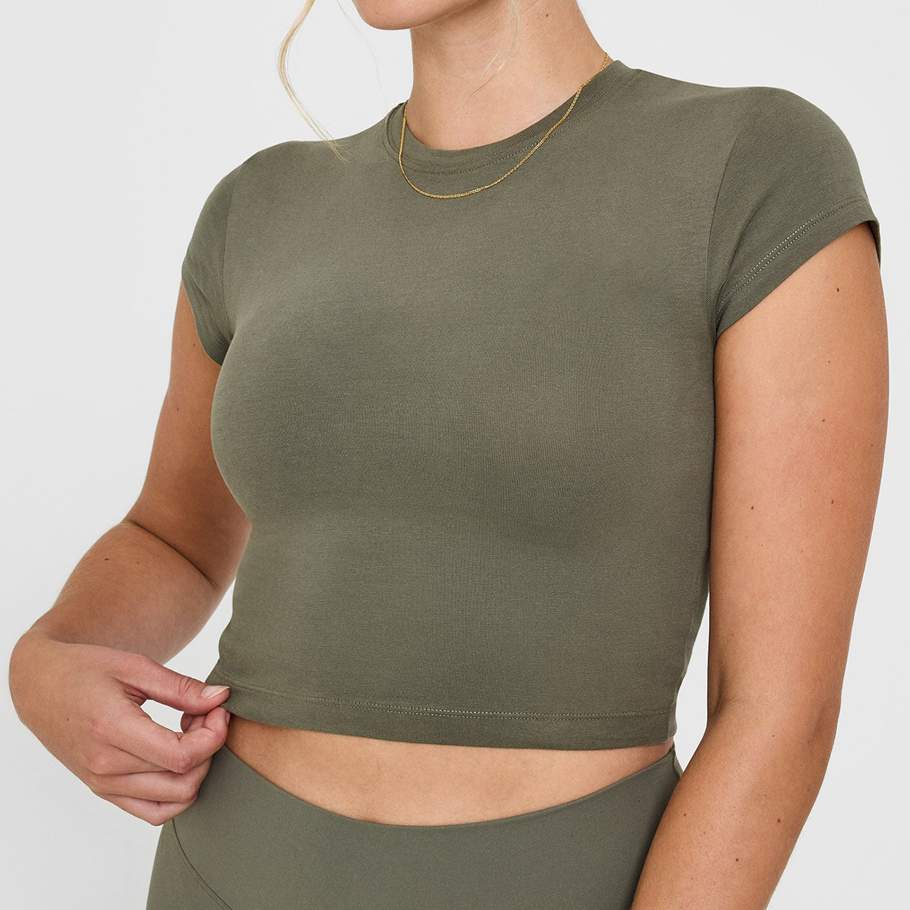 Casual Customize Women's Casual Gym and Yoga Tank Top Quick Dry Short Sleeve Design Sexy Spandex Fabric
