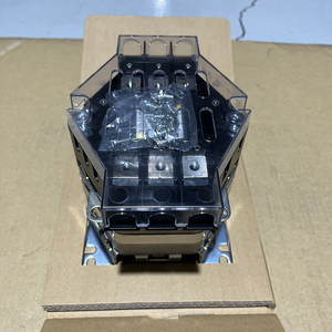 Fanuc A06B-6506-H003เครื่องปฏิกรณ์ AC 76A 20kVA อุปกรณ์อุตสาหกรรมอลูมิเนียมผลิตจากประเทศญี่ปุ่น - Product Image 4