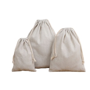 Sac de rangement en coton noir brossé avec nœud papillon en treillis et cordon de serrage, prêt à être expédié, emballage de marque de luxe - Product Image 1