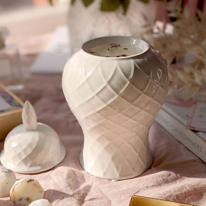Poêle d'aromathérapie en céramique Lampe à huile essentielle Poêle Bougie domestique et porte-encens Dispositif de fusion de cire - Product Image 4