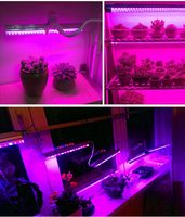 Barres de lampes de culture LED T5 2 pieds 24W Spectre complet Tube LED Lampe de culture pour la croissance des légumes en intérieur Hydroponie intérieure Bande lumineuse pour plantes