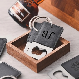 Cá nhân chú rể người đàn ông tốt nhất Quà Tặng da Mở Chai Laser khắc giả da Keychain mở chai - Product Image 2